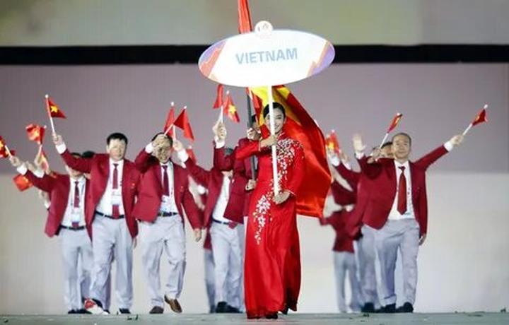 Hotspot Matrix và Nữ diễn viên Đẹp hơn thiên đường: Visual sang chảnh, style đời thường