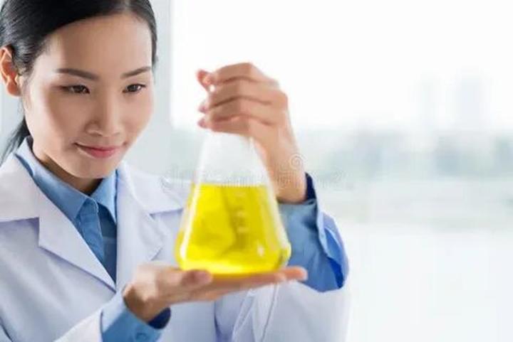 Hotspot Matrix: Biến 5 kiểu áo blouse dễ “dừ” hơn thành cơ hội marketing đột phá